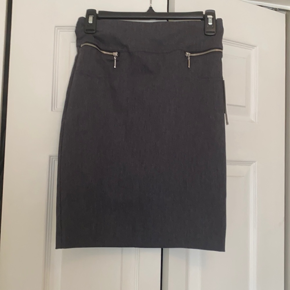 Grey pencil skirt. Size small